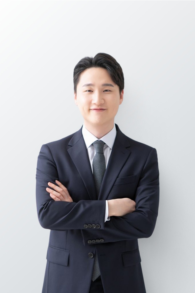 김동주