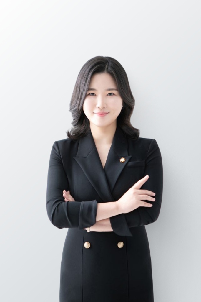 권지예